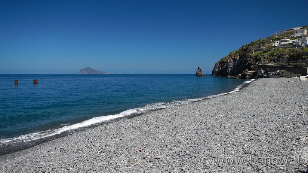 DSCN8801.JPG - Il mare e la spiaggia di Acquacalda